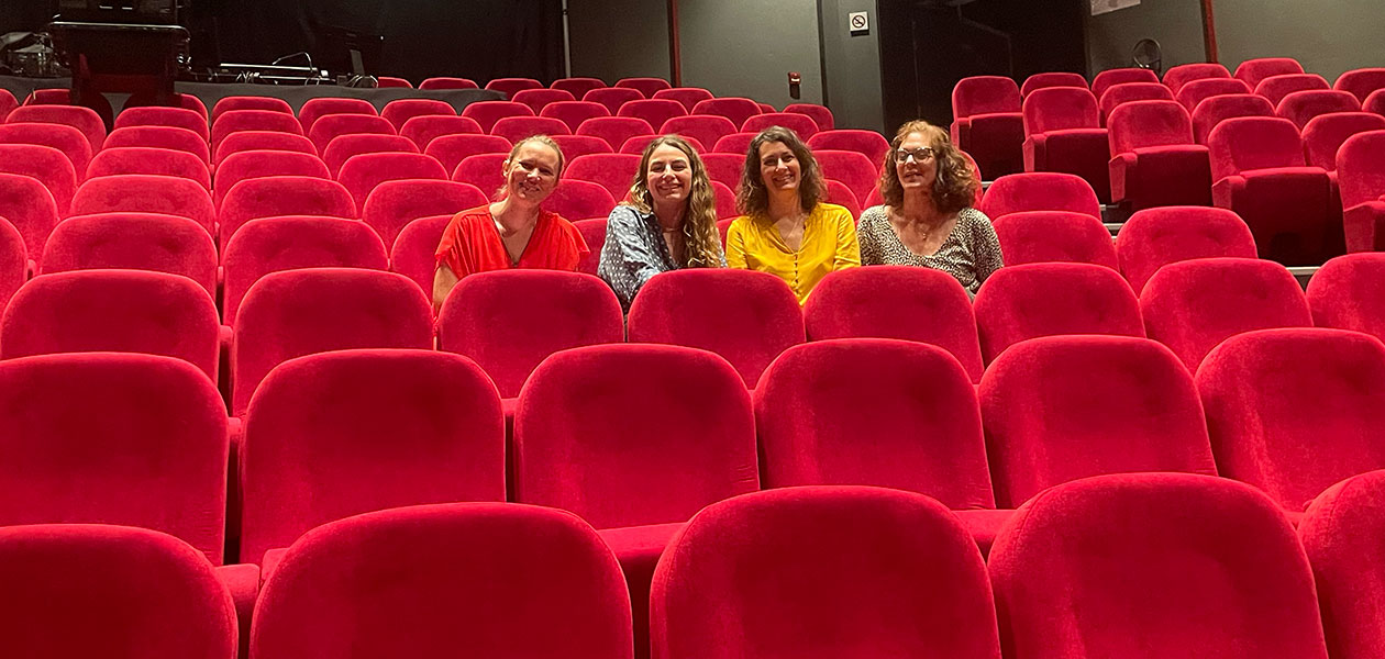 photo de l'équipe des relations avec le public